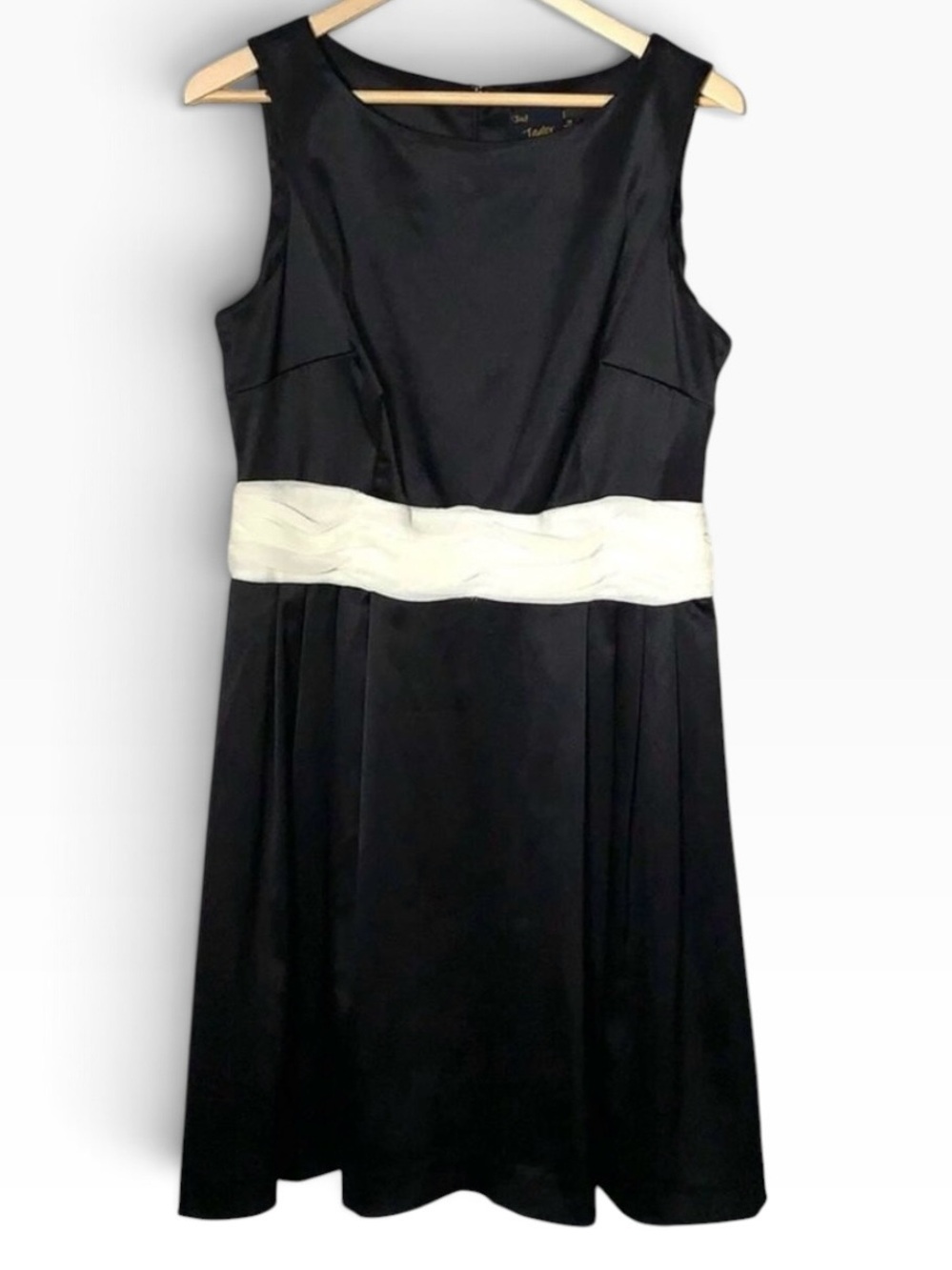 NWT Just Taylor black formal sleeveless satin cocktail dress size 14 B149